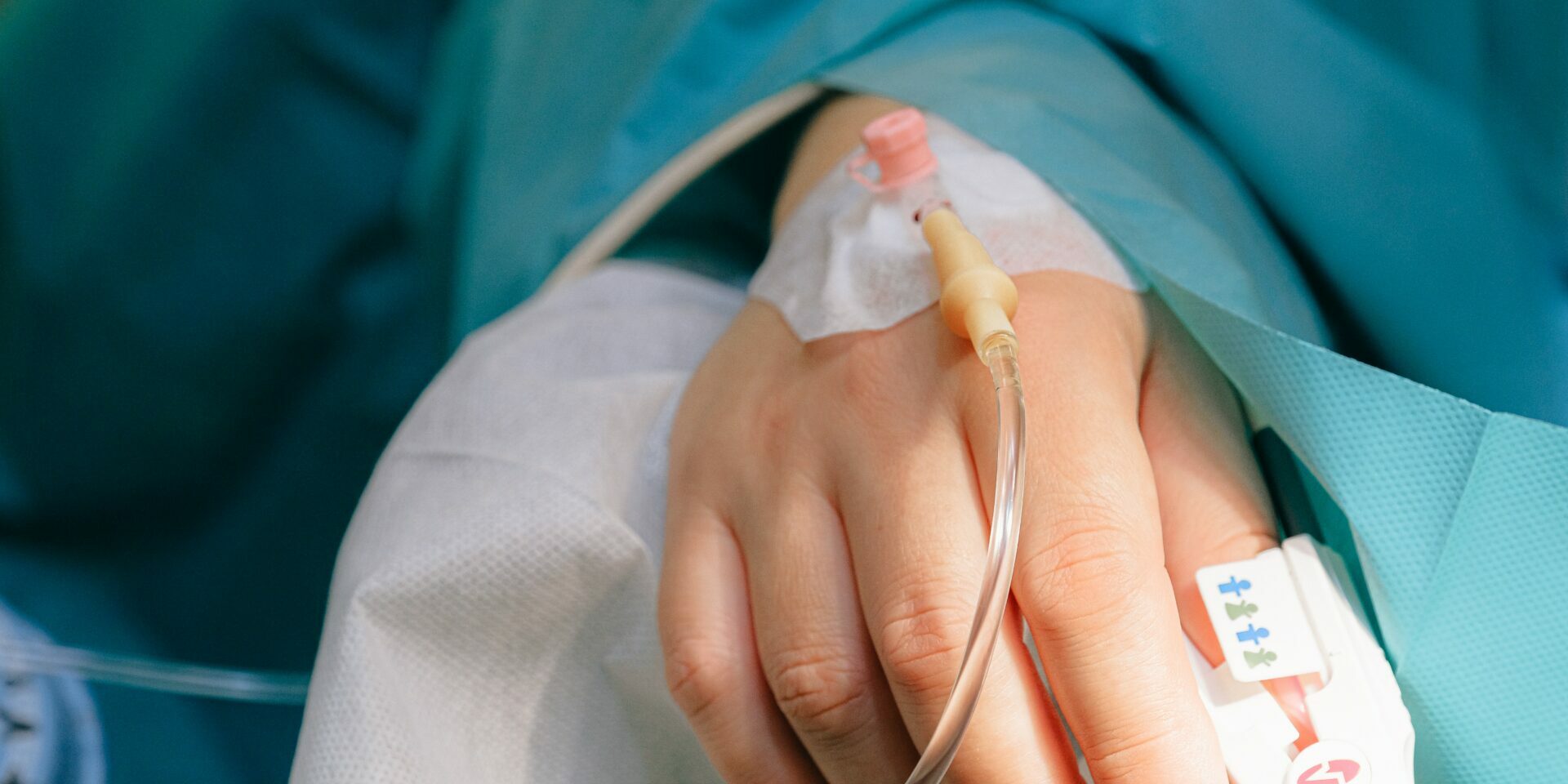 pexels-anna-shvets-3845126