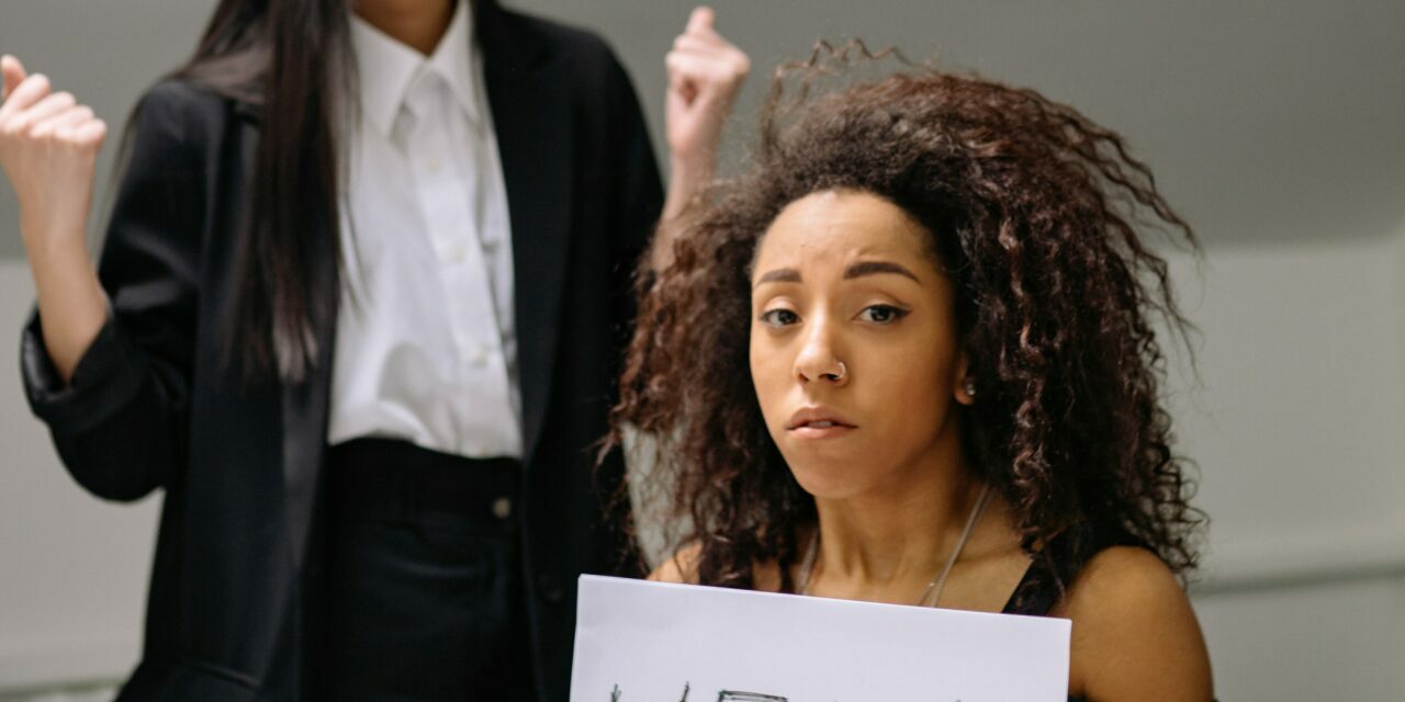 Harcèlement institutionnel Harcèlement institutionnel