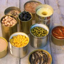 Image illustrant le marché des conserves en 2023 : tendances, défis et dominance des MDD