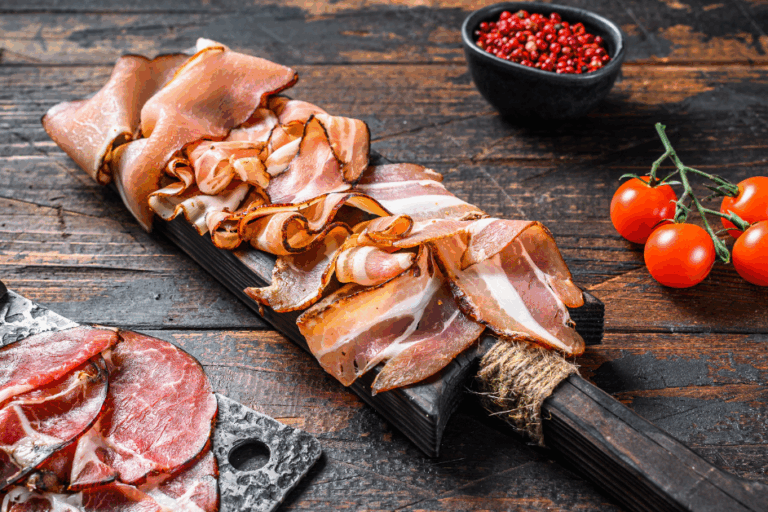 La Situation économique de la filière de la Charcuterie en 2023 - planche de charcuterie