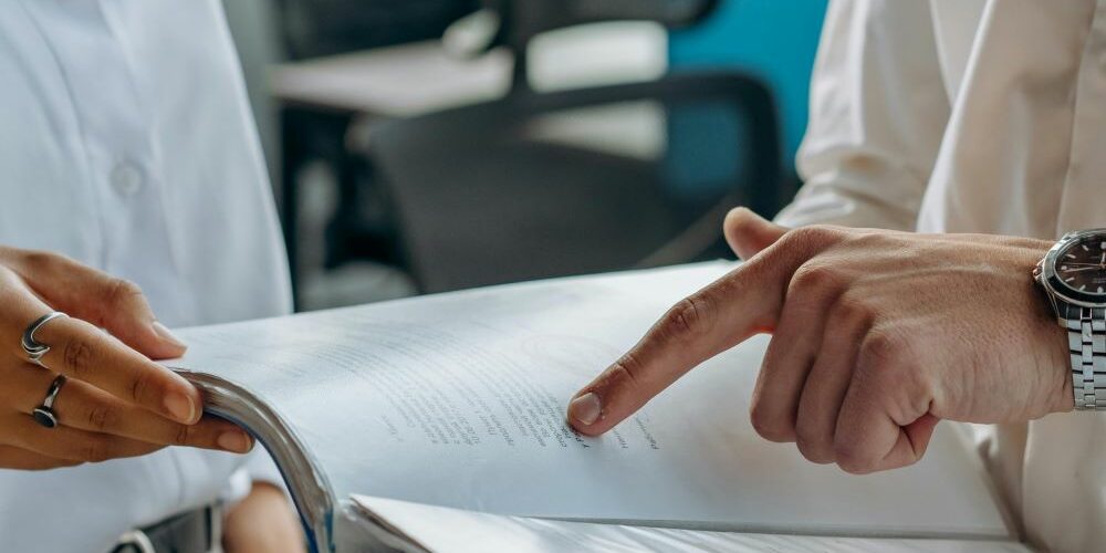 pexels-mikhail-nilov-8297478 Rapport d'activité et de gestion du CSE