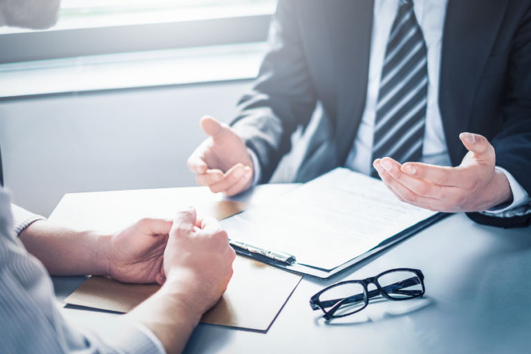 Photo illustrant les négociations salariales lors des NAO 2025